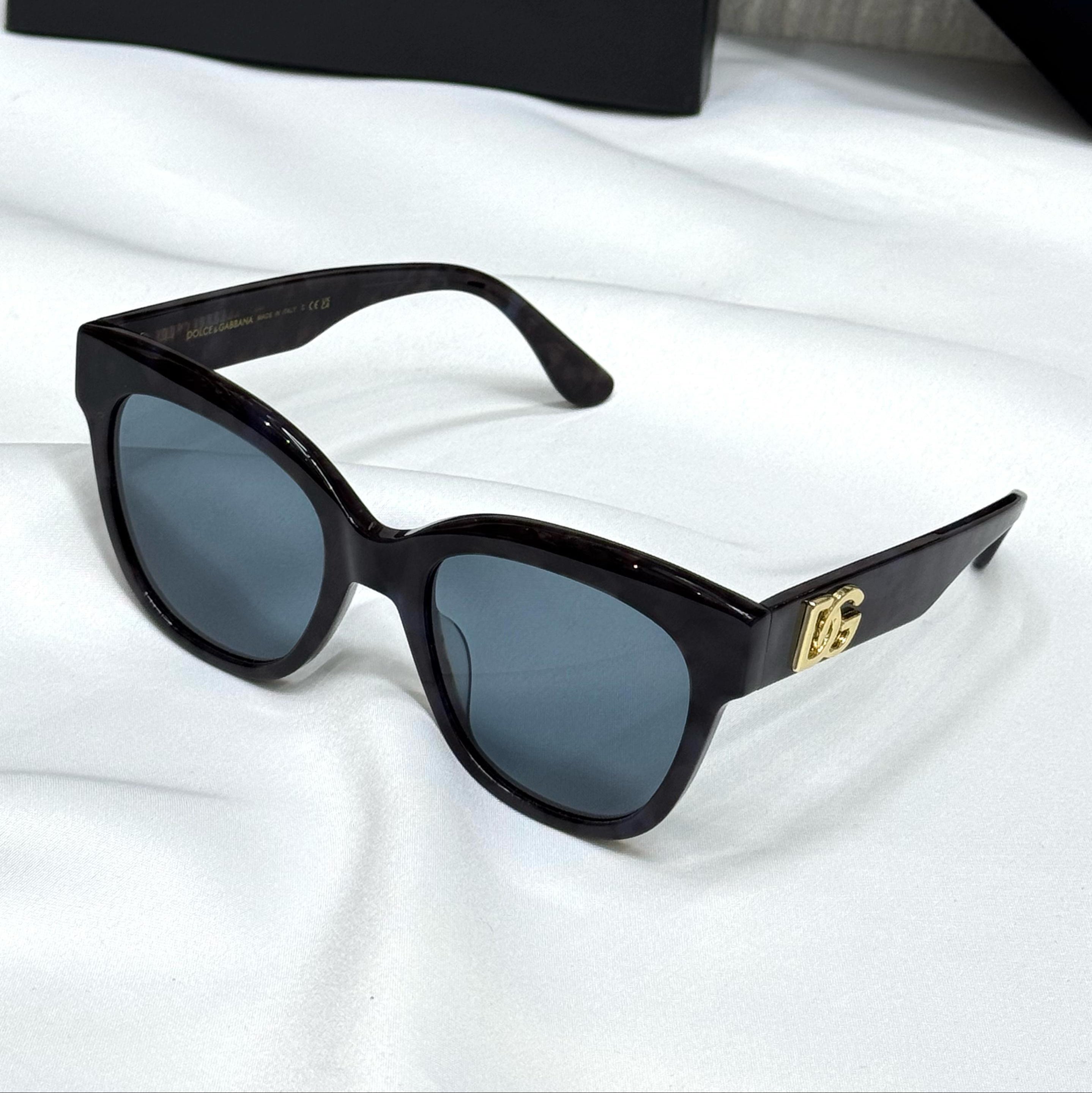 D&G DG4384 Sunglasses